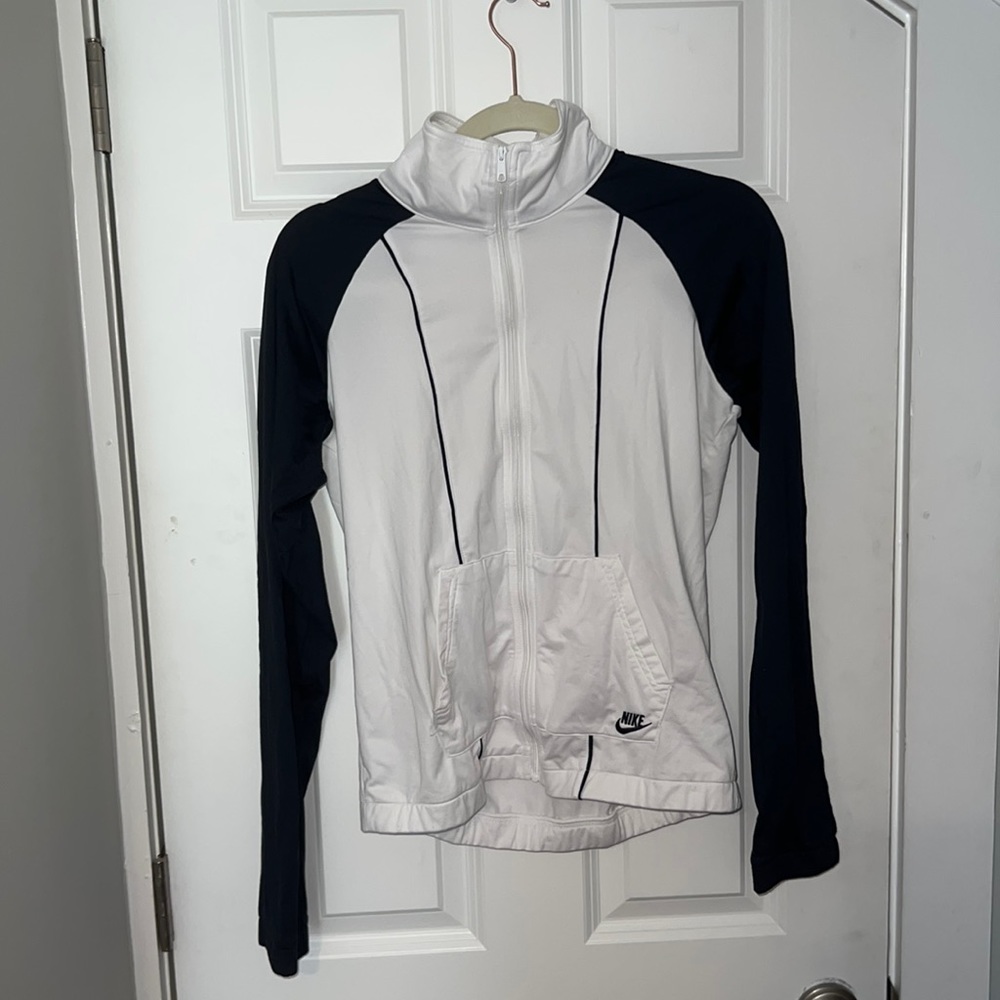 Light weight Nike zip up